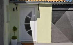Amarena Holiday Home In Skrljevo